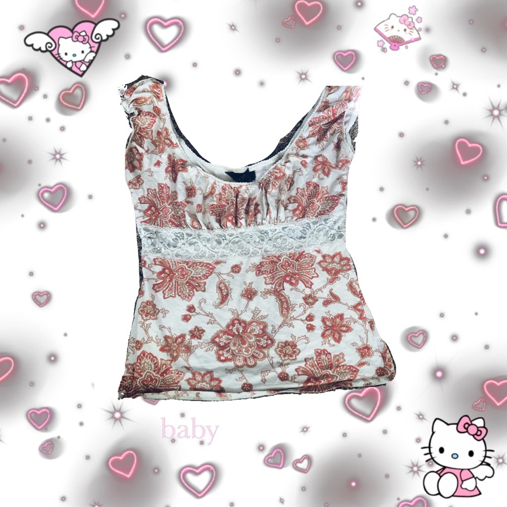 Women 2000’s top